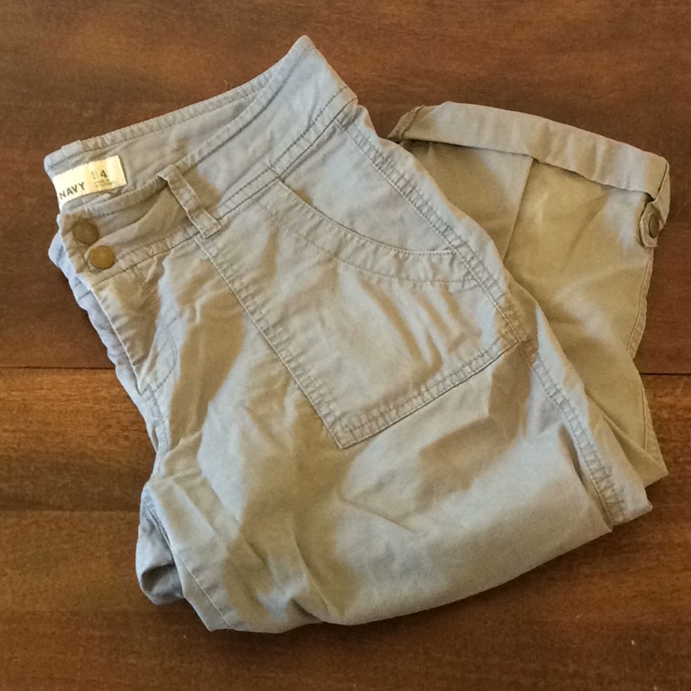 Old Navy Cuffed Capris